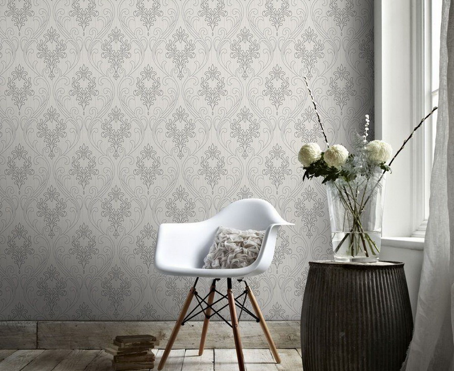 Поклейка обоев в комнатах